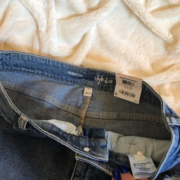 NWT~Style & Co~Women’s Bermuda Shorts💕 - Picture 4 of 8